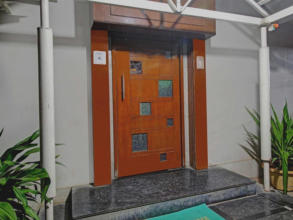 Collection O 82357 Hotel Surabhi Pride Trimulgherry Exterior photo